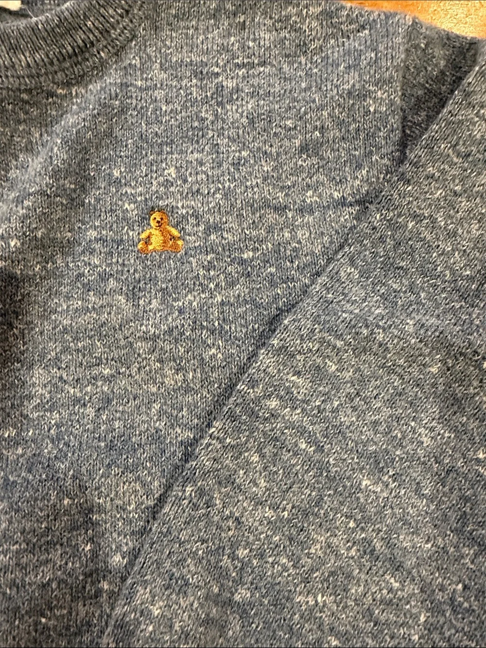 GAP lightweight crewneck